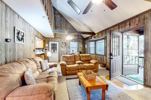 Blairsville House | Country Creek Cabin