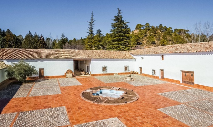 Villalba de la Sierra House | Country house next to the Jucar river