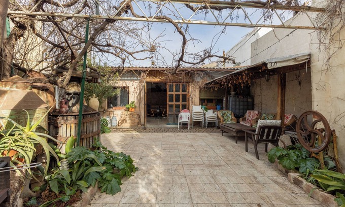 Villarrubia de Santiago House | Country House 'El Sueño De Lucrecia' with Private Garden, Wi-Fi and Air Conditioning