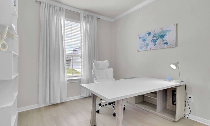 Buda House | Country Getaway - Fitness Room - Close to Wineries