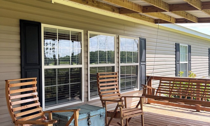 Troy House | Country getaway, near Troy University for family in for a visit.