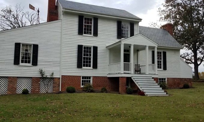 Buckingham House | Country Getaway Treasure