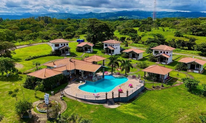 San Felix District Hotel | Country Hills Las Lajas