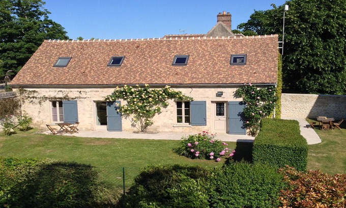 Baron House | Country house 4 bedrooms,3 bathrooms near Senlis,Paris,Disney,Villepinte,CDG,4*
