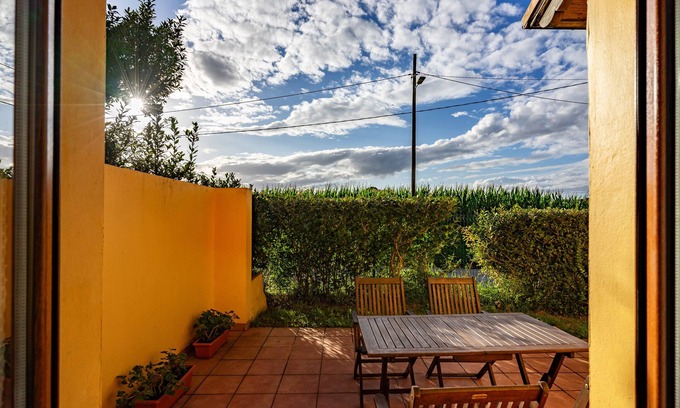 Susacasa House | Country House 'Apartamento Amarillo' with Shared Garden