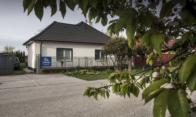 Velke Dvorniky Cottage | Country house at Slavka