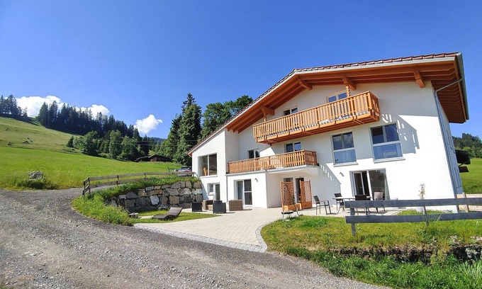 Oberstaufen Apartment | Country house at the Schindelberg lift - family nest