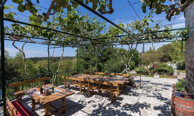 Cilipi House | Country House Bakicevo - Two Bedroom Apartment with Terrace