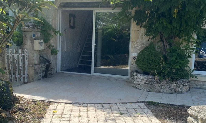 Saint-Leger House | Country house Berneuil (17460)