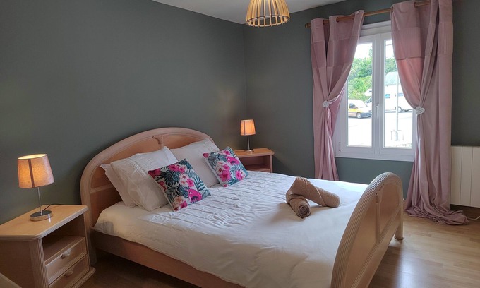 Saint-Ebremond-de-Bonfosse House | Country house for 6 with swimming pool