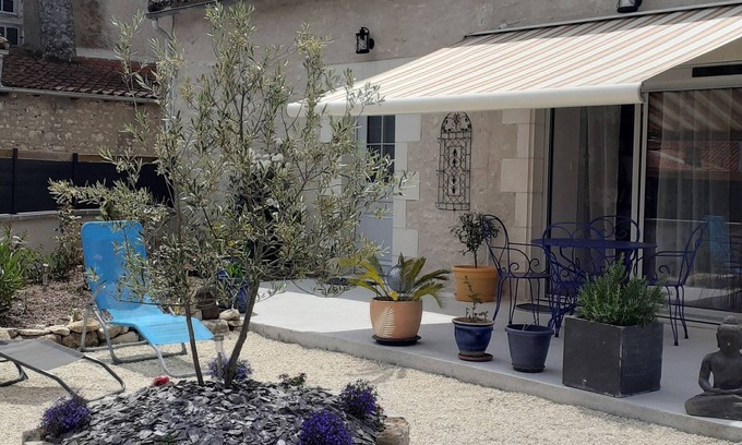 Fleix House | Country house for rent in a bucolic setting