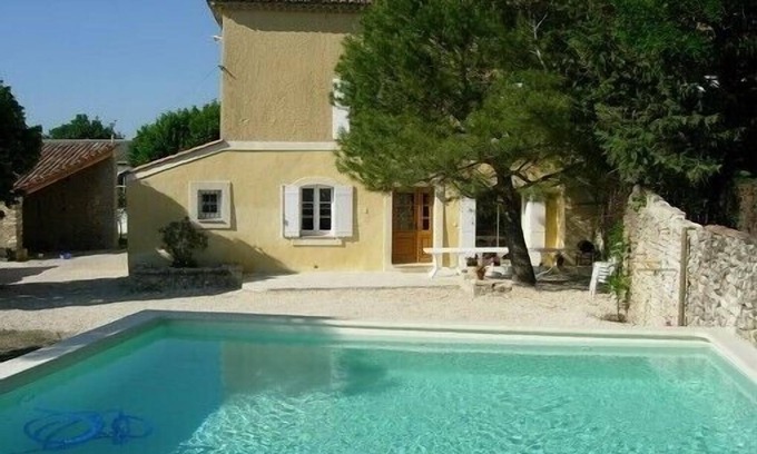 Sablet House | Country house