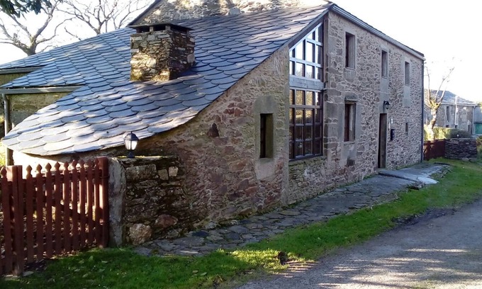 Monfero Cottage | COUNTRY HOUSE IN THE ENVIRONMENT OF FRAGAS DO EUME NATURAL PARK