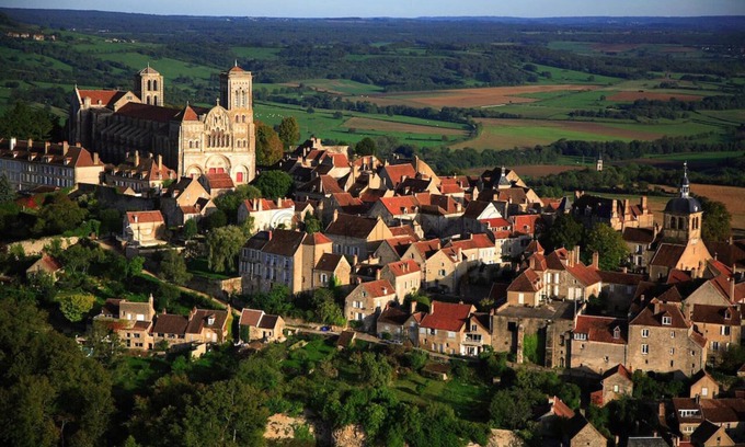 Vezelay House | Country house in Vézelay.