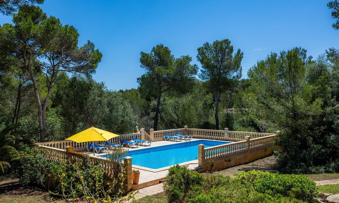 Cala Ratjada Villa | Country House 'Villa Ensueño' with Sea View, Wi-Fi and Air Conditioning