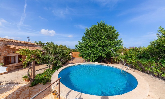 Portopetro Villa | Country House "Villa Jacoba" with Pool and Near a Natural Park