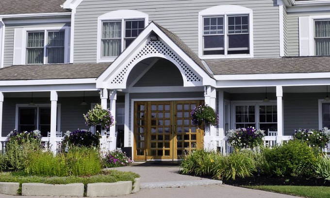 Bangor Hotel | Country Inn at The Mall
