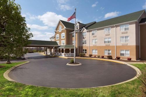 Pennington Bend Hotel | Country Inn & Suites by Radisson, Nashville, TN