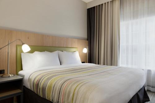 Jackson Hotel | Country Inn & Suites by Radisson, Jackson, TN