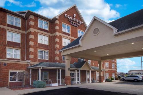 Mount Saint Joseph Hotel | Country Inn & Suites by Radisson, Cincinnati Airport, KY