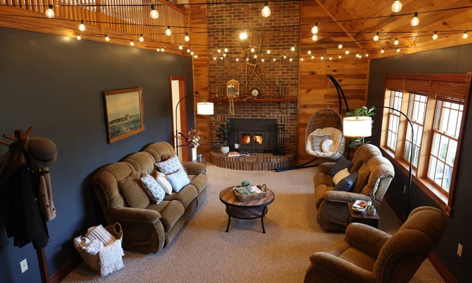 Warsaw House | Country living, 3 bed, 3 bathroom