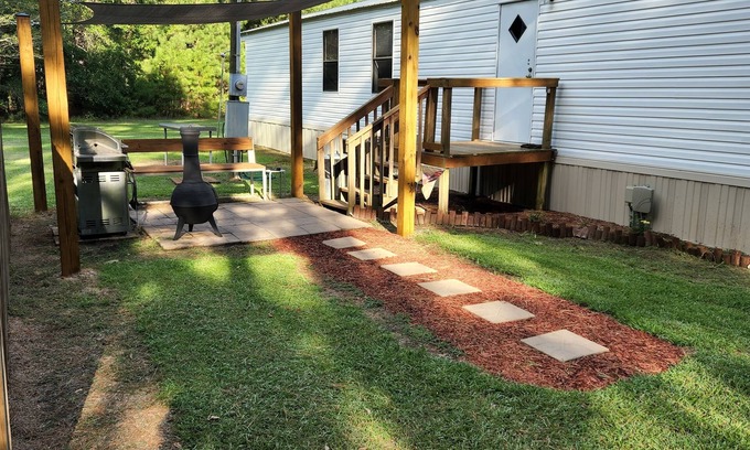 Summerton House | Country living lake style near Santee