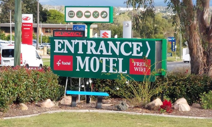 Warwick Hotel | Country Rose Motel Warwick