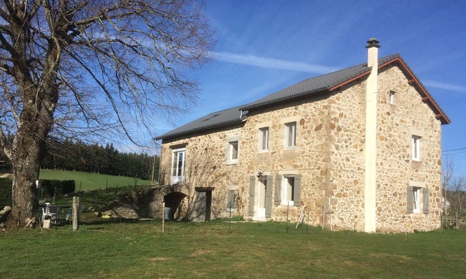 Saint-Jeures Cottage | Country's individual house near to lake