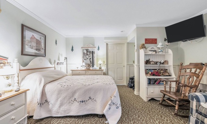 Clarks Summit Apartment | Country suite - Red Barn village