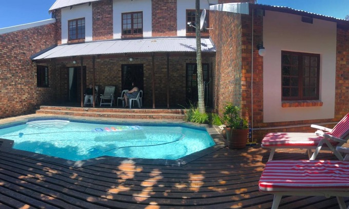 Port Elizabeth House | Country villa close to town