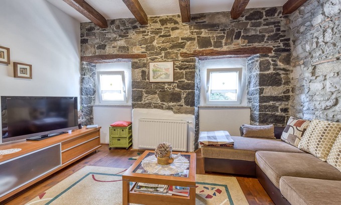 Sezana House | Countryside House Leila, Dutovlje, Slovenia