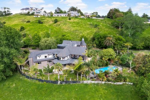 Whitford House | Countryside Zen Estate with Sea Views and Pool