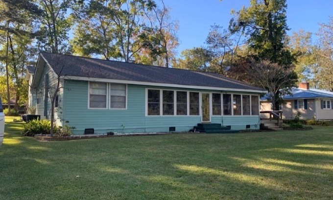 Eutawville House | Courtney House on Lake Marion