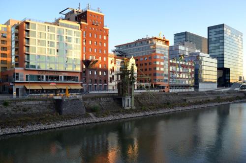 Hafen Hotel | Courtyard by Marriott Duesseldorf Hafen