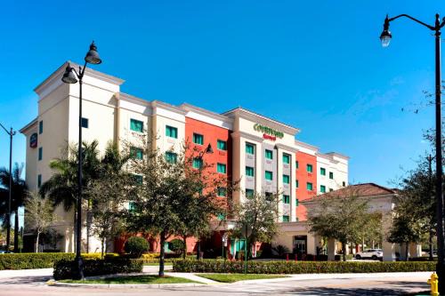 Homestead Hotel | Courtyard by Marriott Miami Homestead