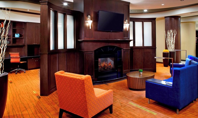 West Homestead Hotel | Courtyard by Marriott Pittsburgh West Homestead/Waterfront