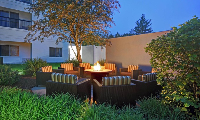 Raynham Hotel | Courtyard by Marriott Raynham