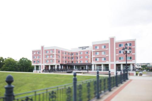 Rome Hotel | Courtyard by Marriott Rome