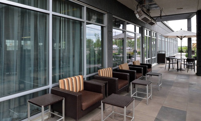 North Industrial Hotel | Courtyard by Marriott Saskatoon Airport