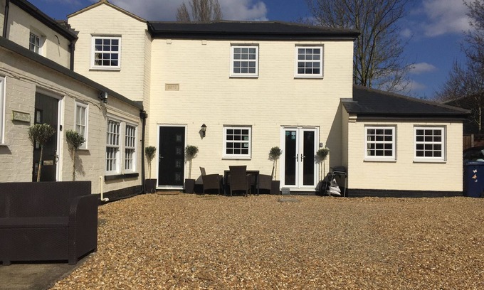 St Neots House | Courtyard Cottage, Great Paxton, St Neots, Cambs, PE19 6RA