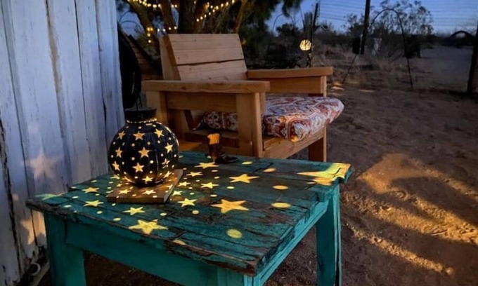 Landers Cabin | Cowboy Cabin: Peaceful, Remote, Serene and Dog-Friendly