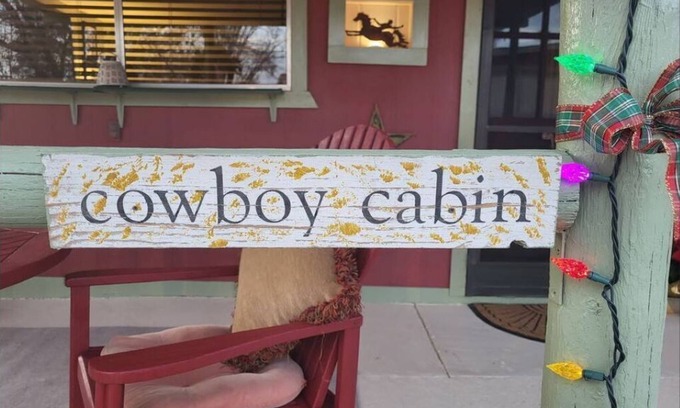Camp Verde Cabin | Cowboy Cabin