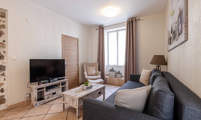 Quartier du Port Apartment | Cozy 1 Bdr at Nice Port with AC