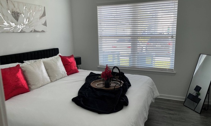 Orange Park Apartment | Cozy 1-bedroom apartment with WiFi, fitness room in brilliant Jacksonville