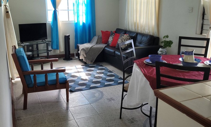 Merlin Bay Apartment | Cozy 1-bedroom apartment in wonderful Weston with WiFi