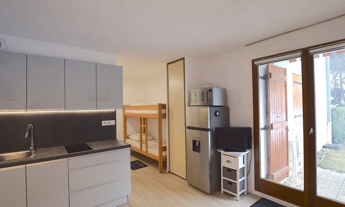 Bernex Apartment | Cozy 1-Bedroom Apt in Bernex - Ski-In/Ski-Out, WiFi, Pet-Friendly, Near Evian & Lake Geneva