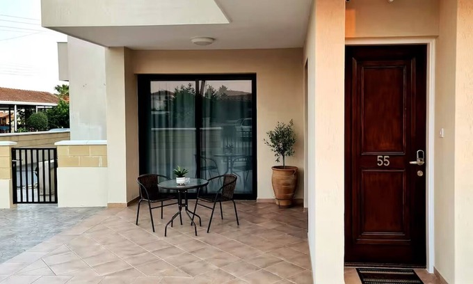 Pyla Apartment | Cozy 1-Bedroom Ground-Floor Flat ☆ Spacious Yard & Walk to Beach ☆
