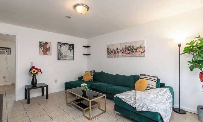 Northridge Apartment | Cozy 1-Bedroom Retreat in Dayton: Perfectly Located Near 3 Top Hospitals!