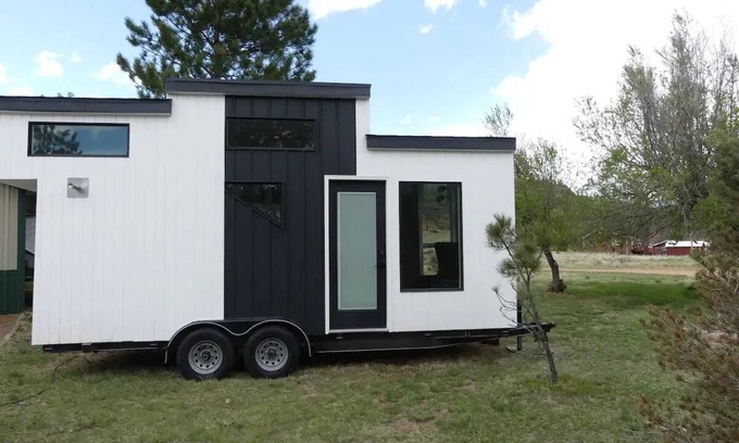 Deckers House | Cozy 1-bedroom Tiny House on Platte River with AC, WiFi