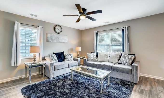 Paw Creek House | Cozy, 1-Level Cottage - 5 miles to Uptown CLT